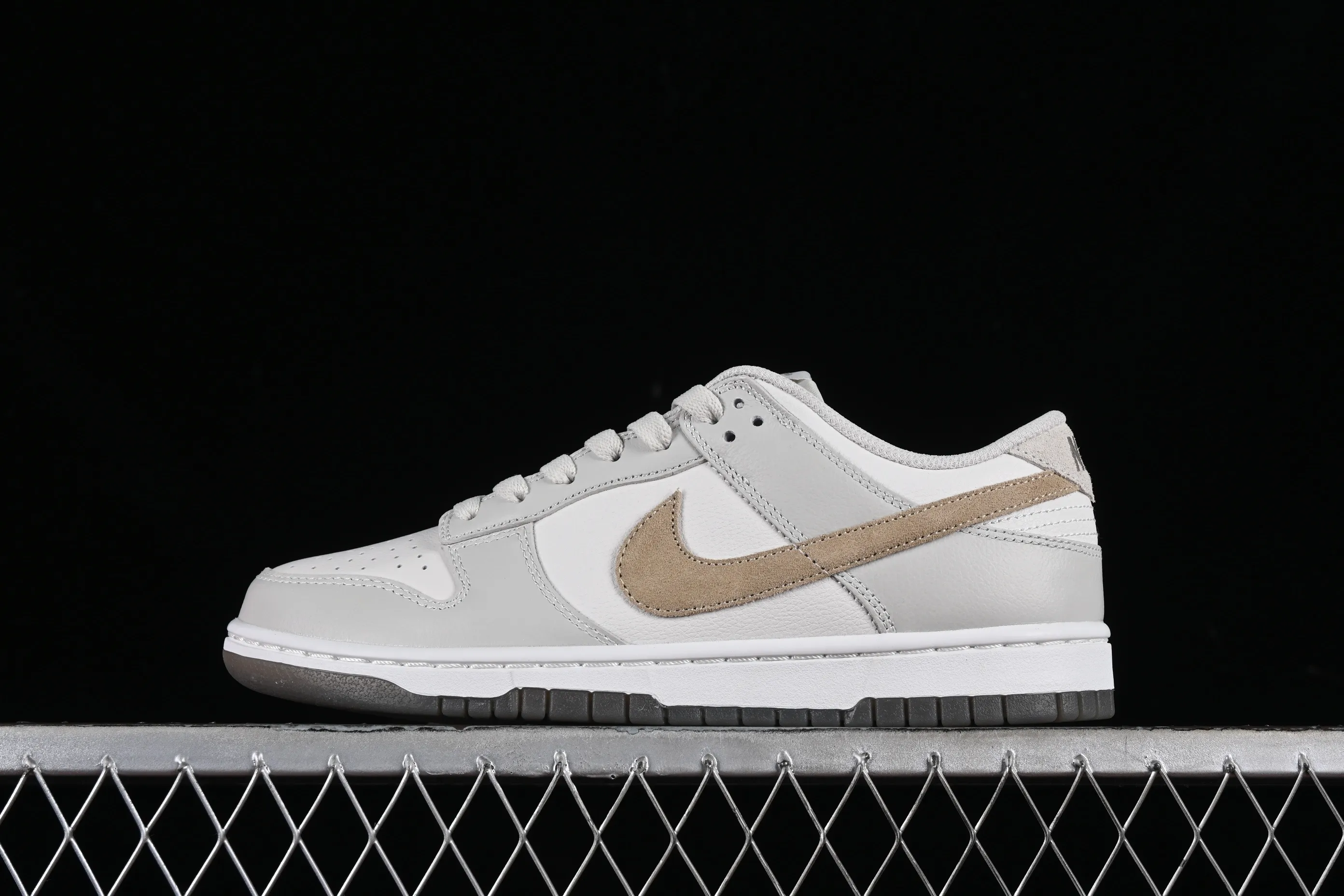 All categories Nk SB Dunk series Nk SB Dunk Low low-top sneakers Z version Nk Dunk Low "Phantom/Khaki" light gray brown SB low-top casual sneakers FJ4188-001
